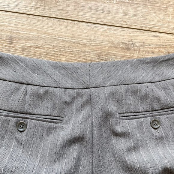 Gray Pinstripe Pants 10 P Short - Picture 4 of 5